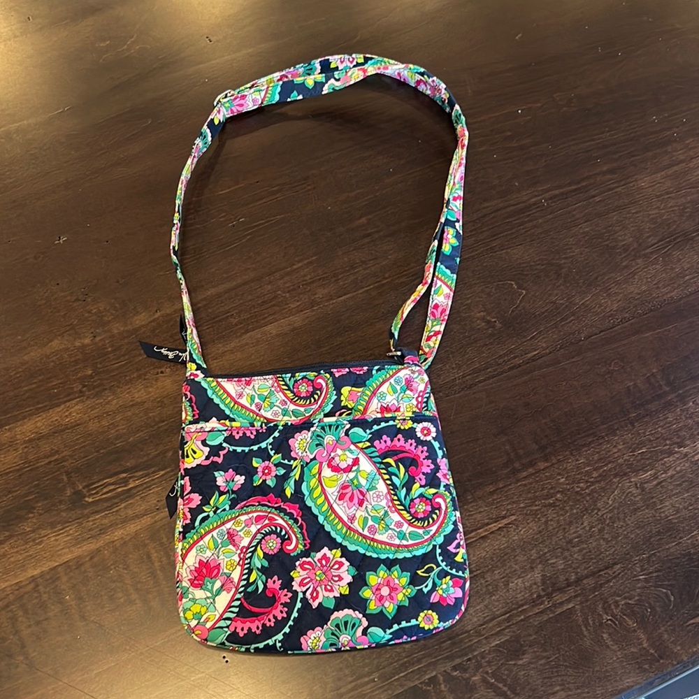 Vera Bradley - cross body floral bag